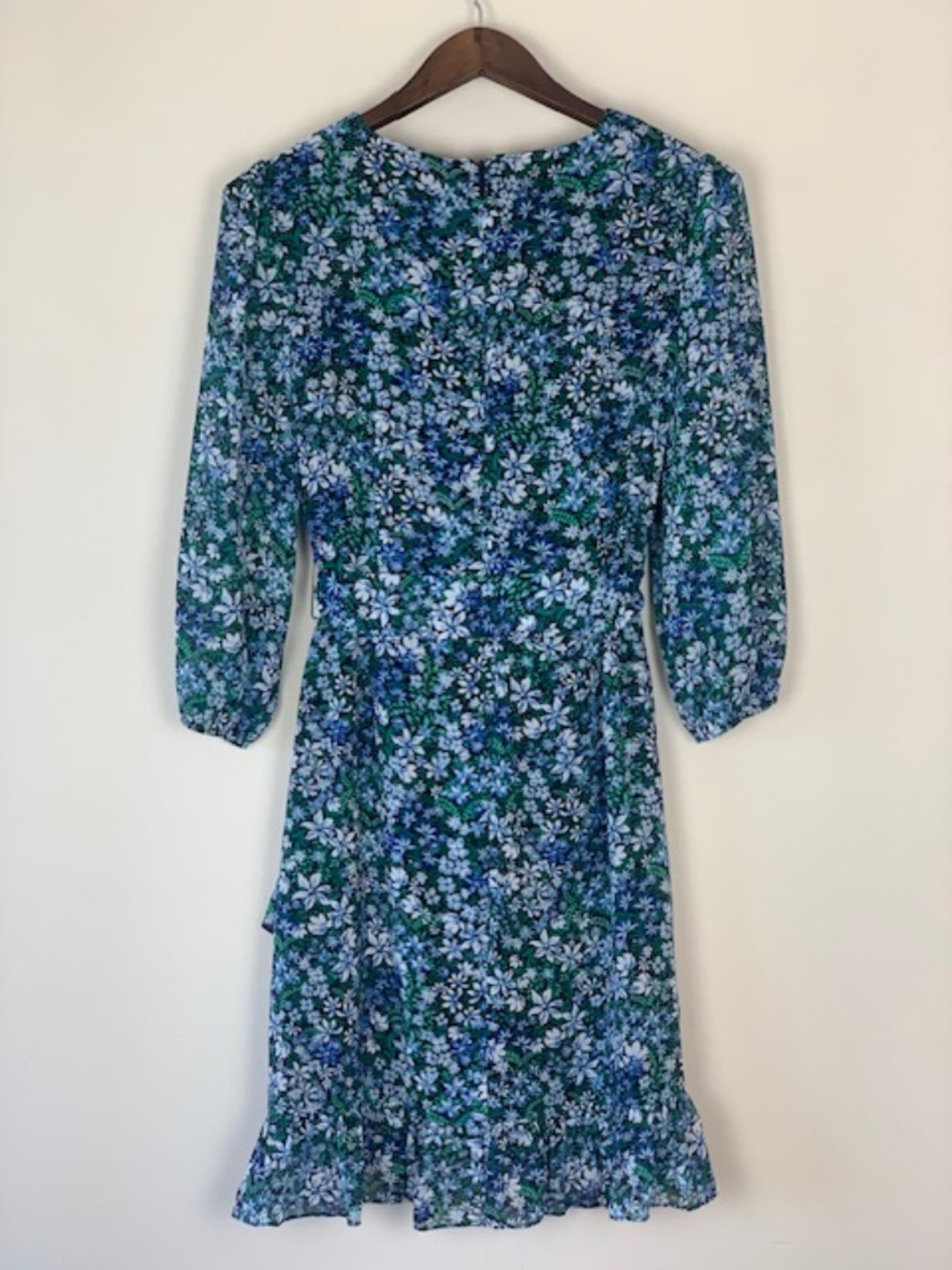 Karl Lagerfeld Paris Romantic Floral Tie Waist Ruffle Dress Women’s Sz 12 - Picture 3 of 10